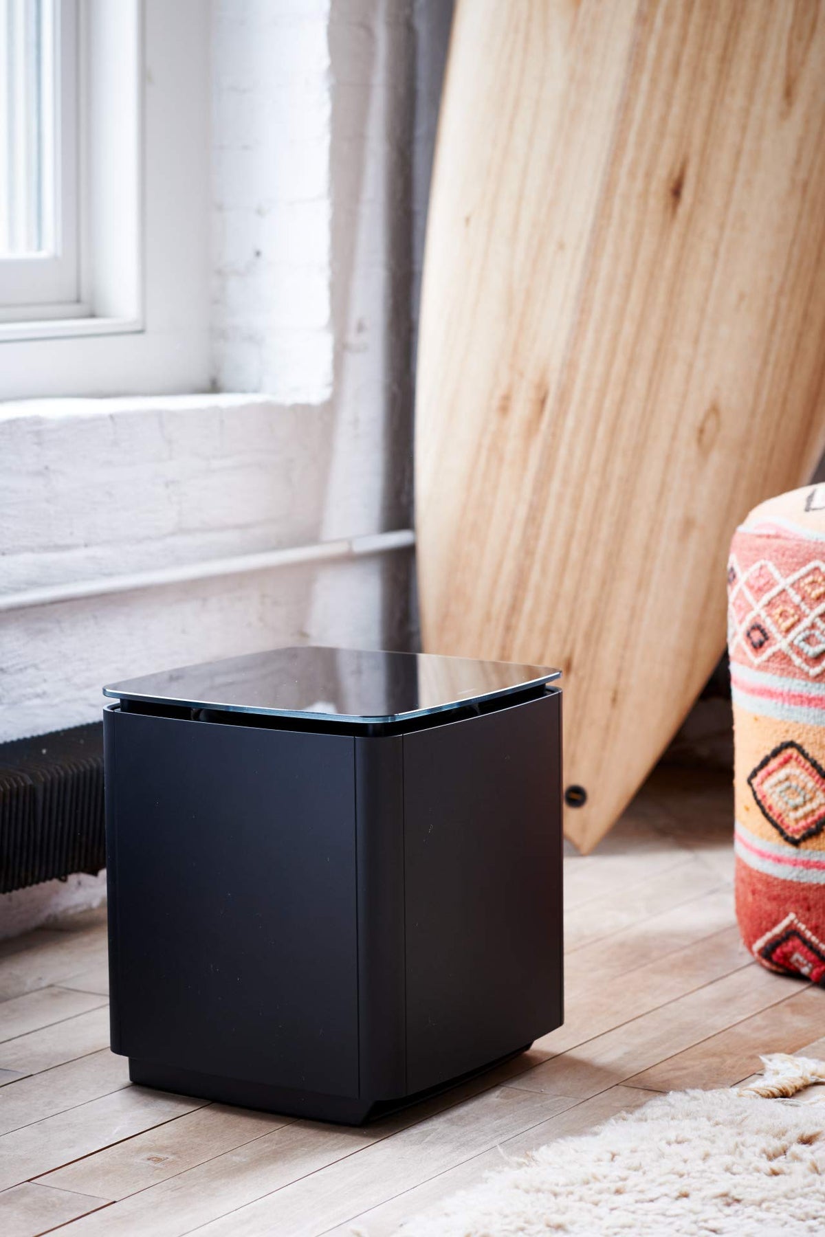 Black Wireless Compact Subwoofer L6130