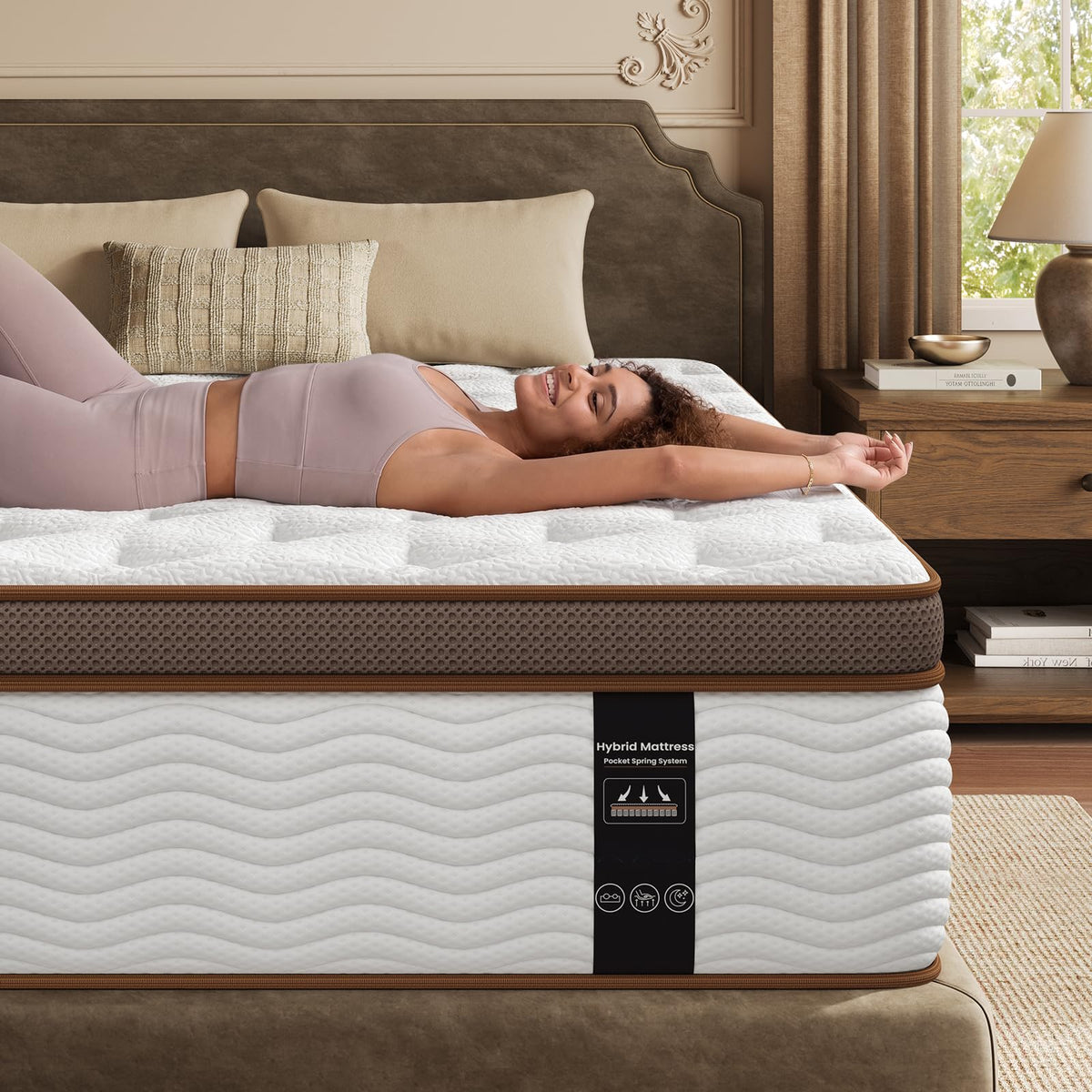 Queen Size 14 Inch Hybrid Mattress with Memory Foam D7970